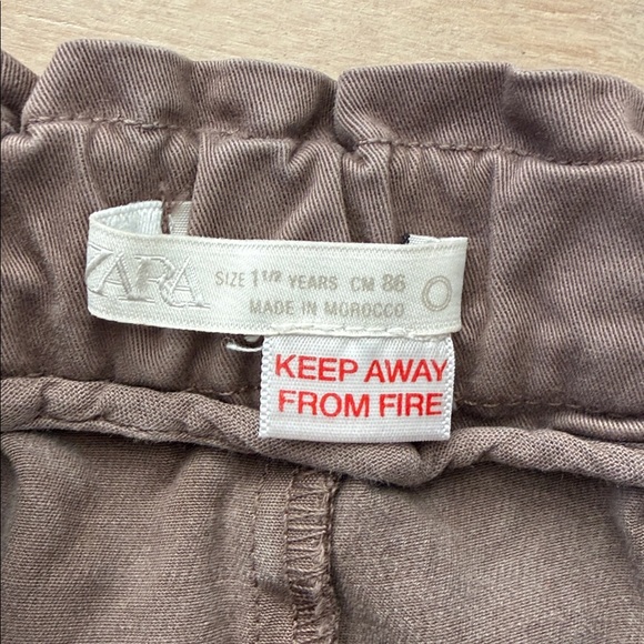 Zara Brown Ruffled Pants size 1 1/2 years (18 months) - Picture 7 of 7